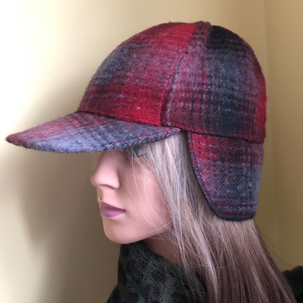 VTG Liz Claiborne Hunting Style Plaid Side Flaps Hat MINT Condition!